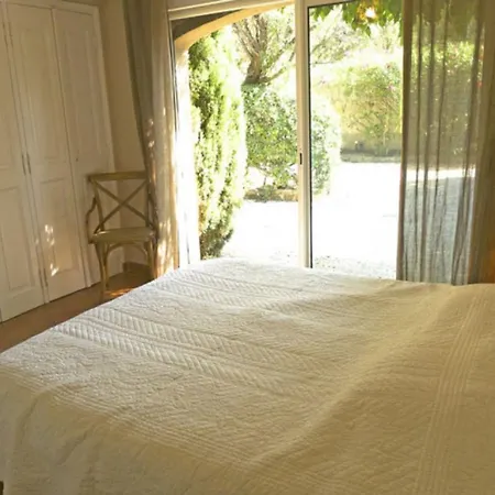 Astonishing Maka In Tropez