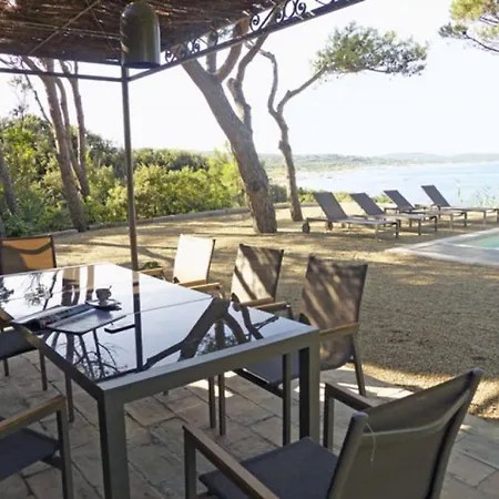 Astonishing Maka In Tropez *
